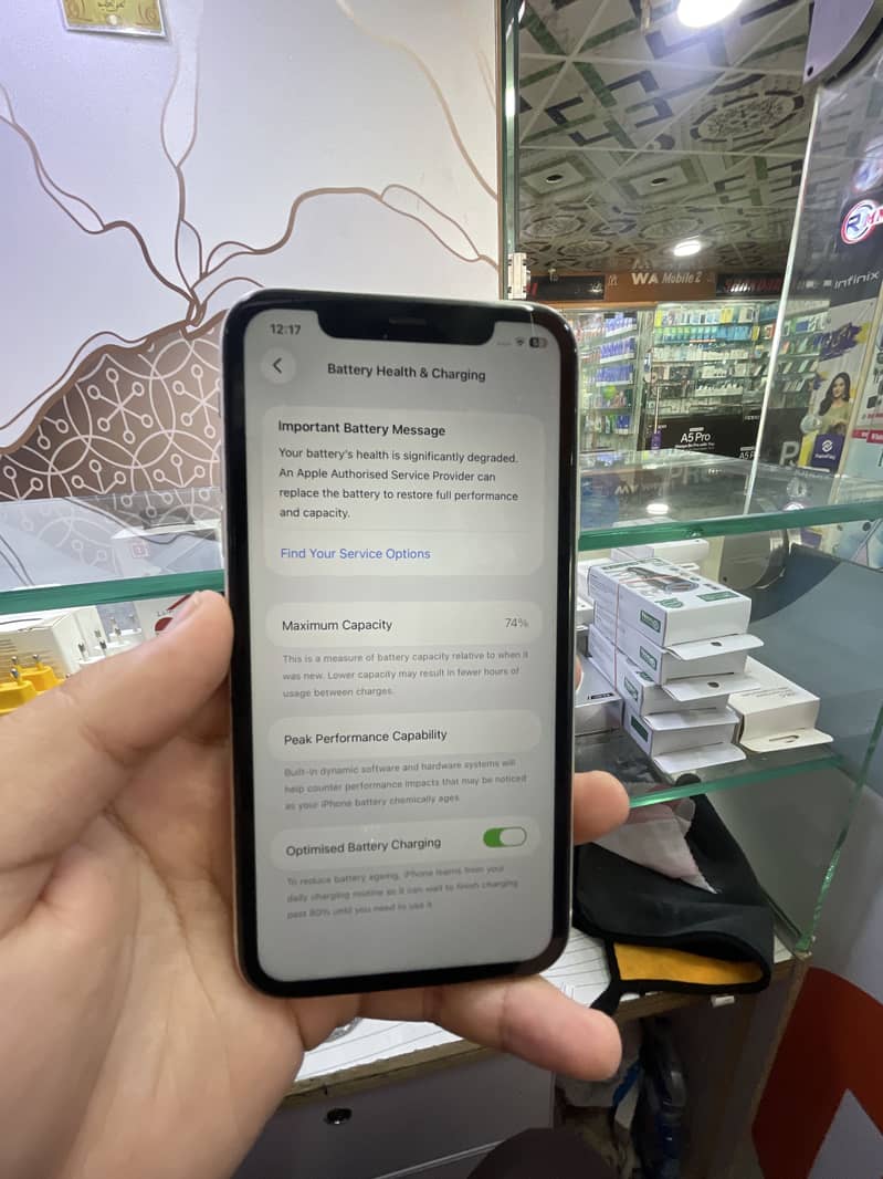 Apple iPhone 11 7