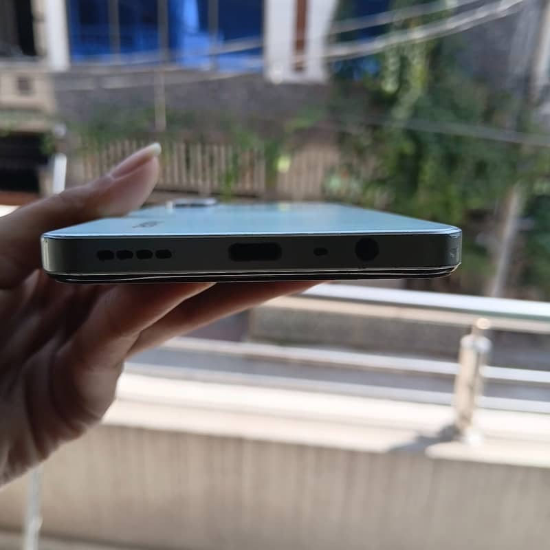 Realme Note 60x 4