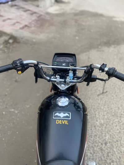 Honda CD 70 Black – 2024 Registered | 2025 Model | 100% Genuine