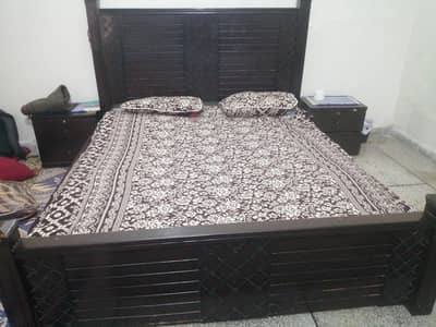 King size bed set