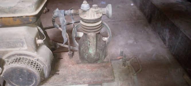 Japanese Engine 50-Pound Petrol Air Compressor – Heavy Duty – For Sale