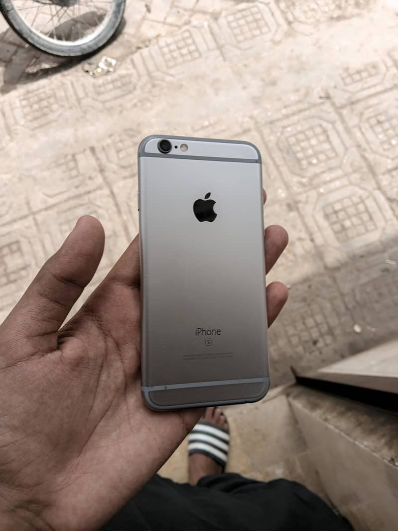 Apple iPhone 6S 0