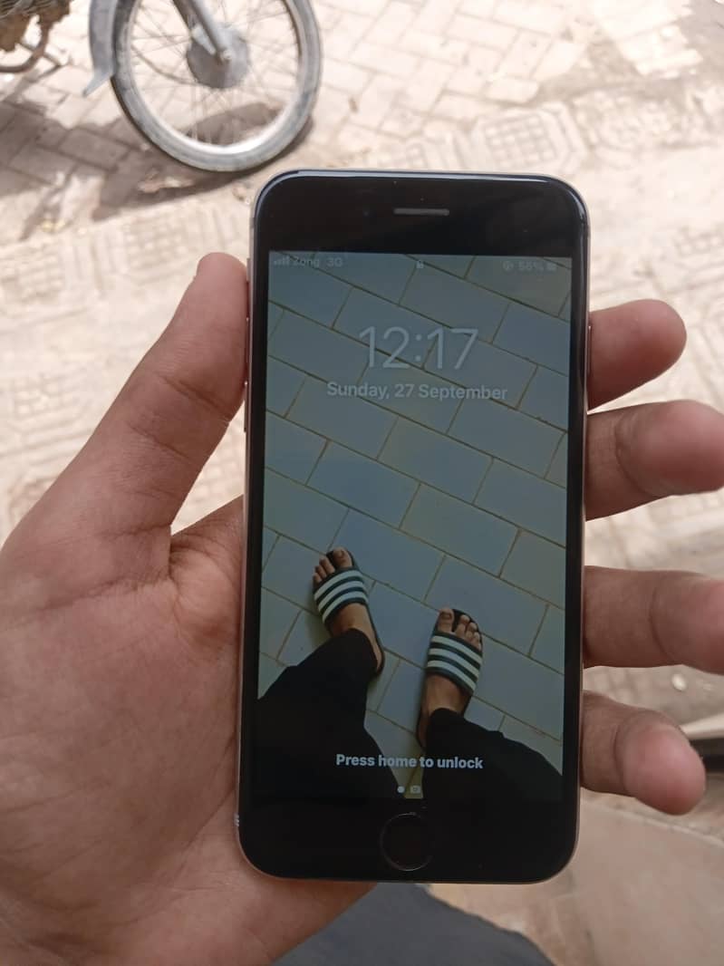 Apple iPhone 6S 3