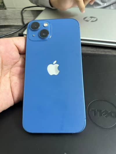 Apple iPhone 13