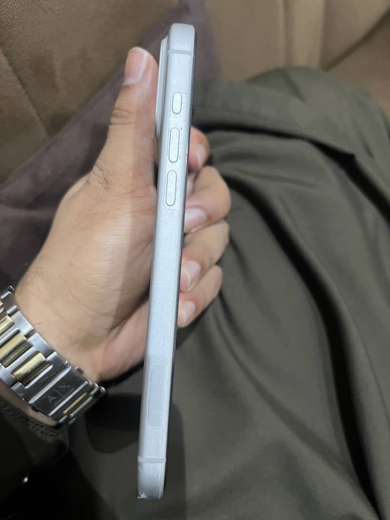 Apple iPhone 17 Pro Max 1