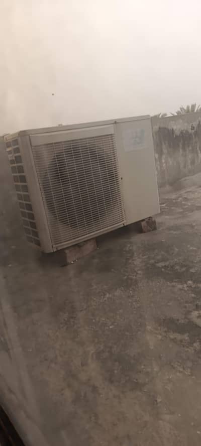 Mitsubishi 1.5 ton non Inverter Split unit