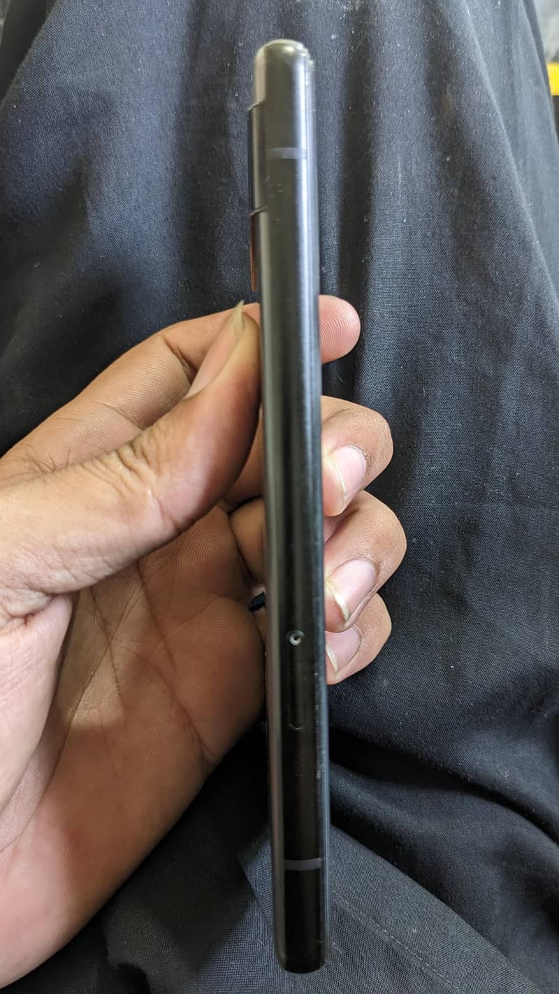 Google Pixel 6a 4