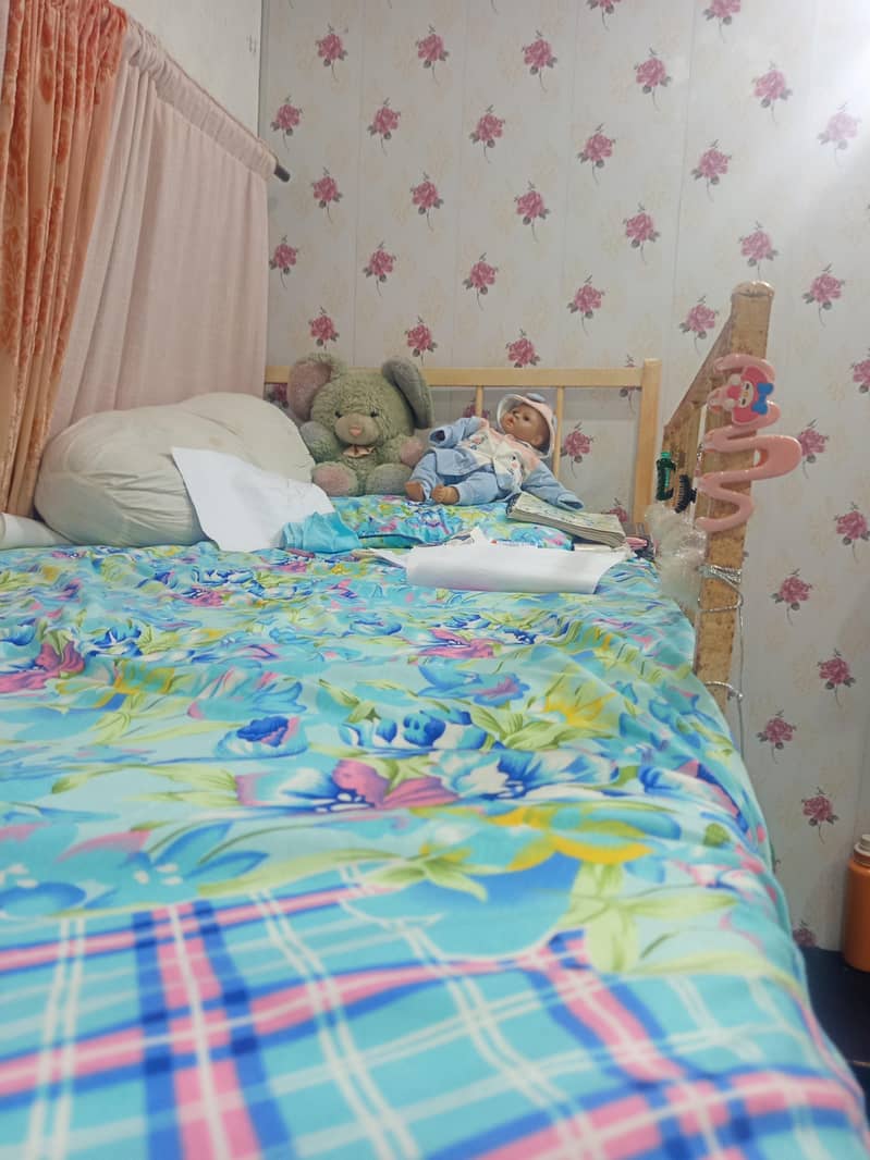 iron bed 1