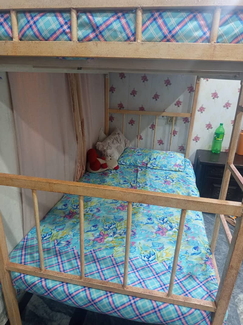 iron bed 3