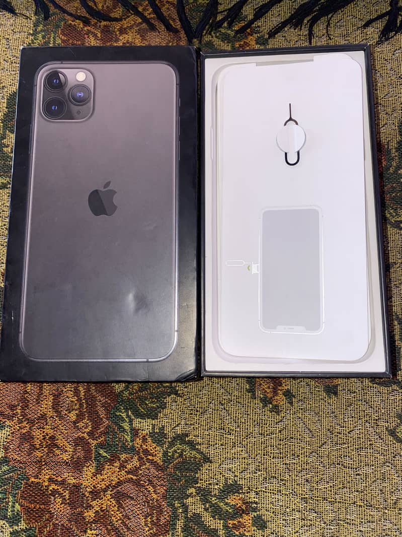 Apple iPhone 11 Pro Max 3