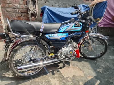Motorcycle CD 70 black color 2026 modal / 03234028992
