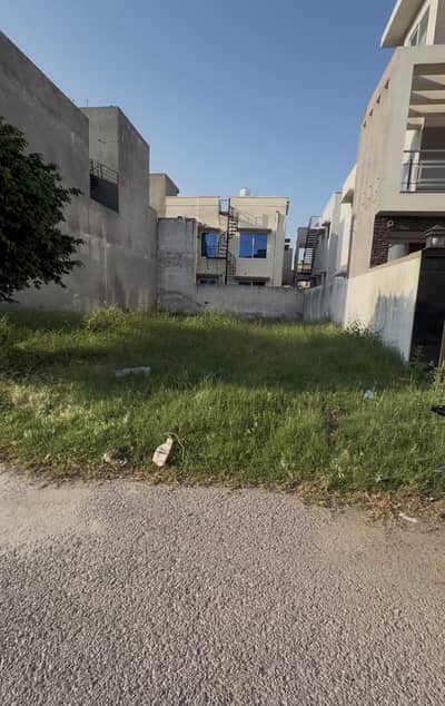 10 Marla Plot for Sale G Block | Near Mr. Patlu Farm House