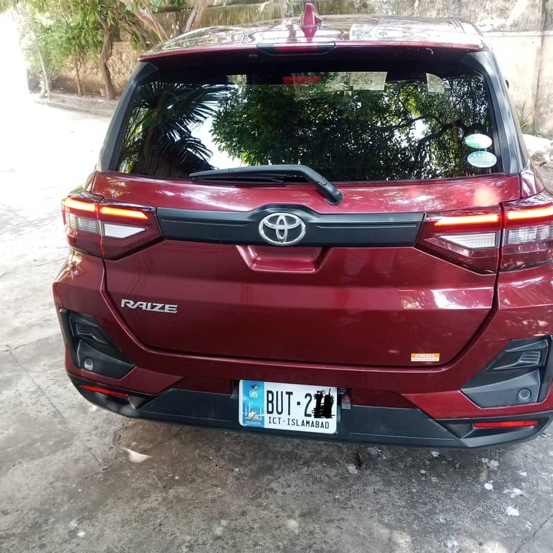 Toyota Raize 4