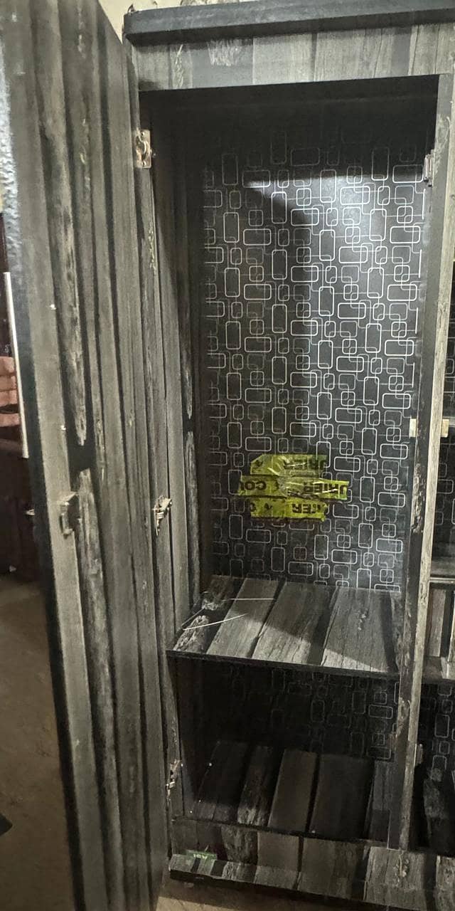wardrobe 2