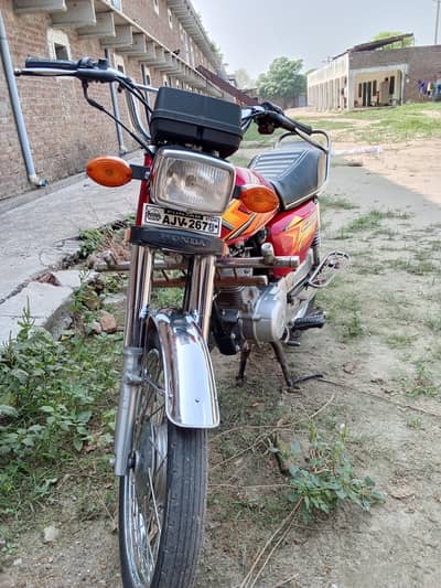 Honda 125cc 10/10 condition
