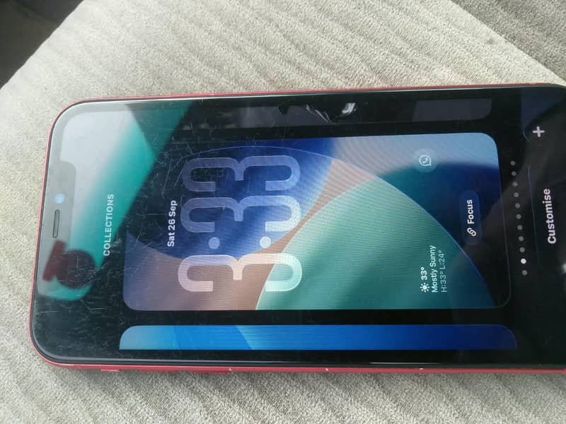 Apple iPhone 11 4