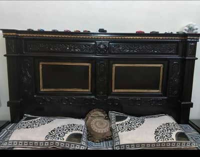 King Size Solid Wooden Heavy Waighted Bed Set