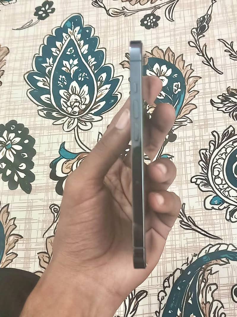 Apple iPhone 13 Pro 5