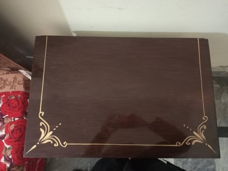 Single bed, Side table & Dressing Table - Excellent Condition. 9