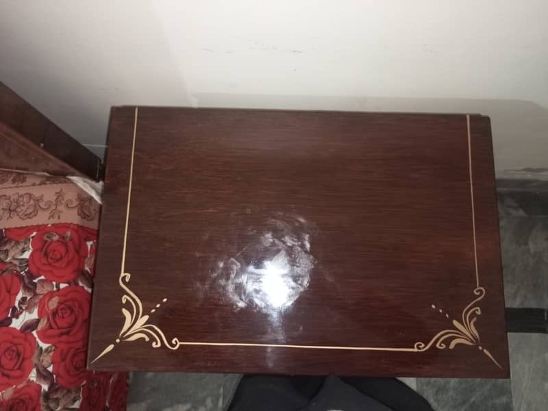 Single bed, Side table & Dressing Table - Excellent Condition. 10