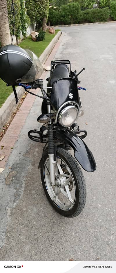 SUZUKI GS 150 SE