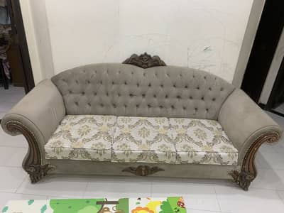 Elegant Sofa Set for Sale  Premium 5-Seater Sofa Set – Classic Design