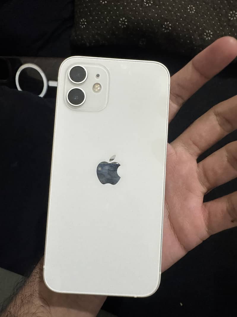 Iphone 12 3