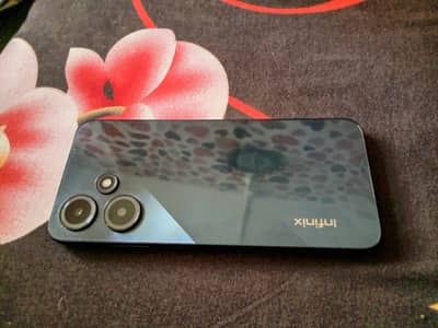 Infinix Hot 30 Play
