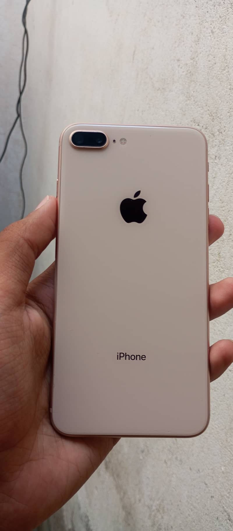 Apple iPhone 8 Plus 0