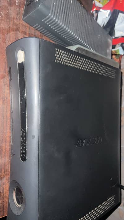 X box 360 games installed All Ok With original Wire less controller
