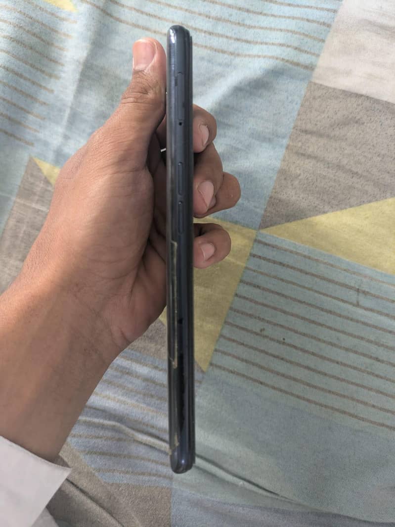 OPPO A54 4