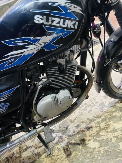 Suzuki GS 150 SE 2017