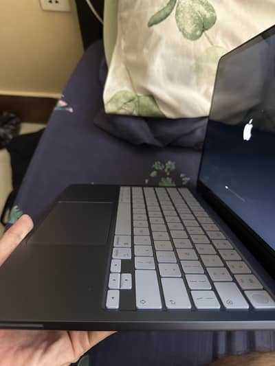 Mac book neo 512 gb