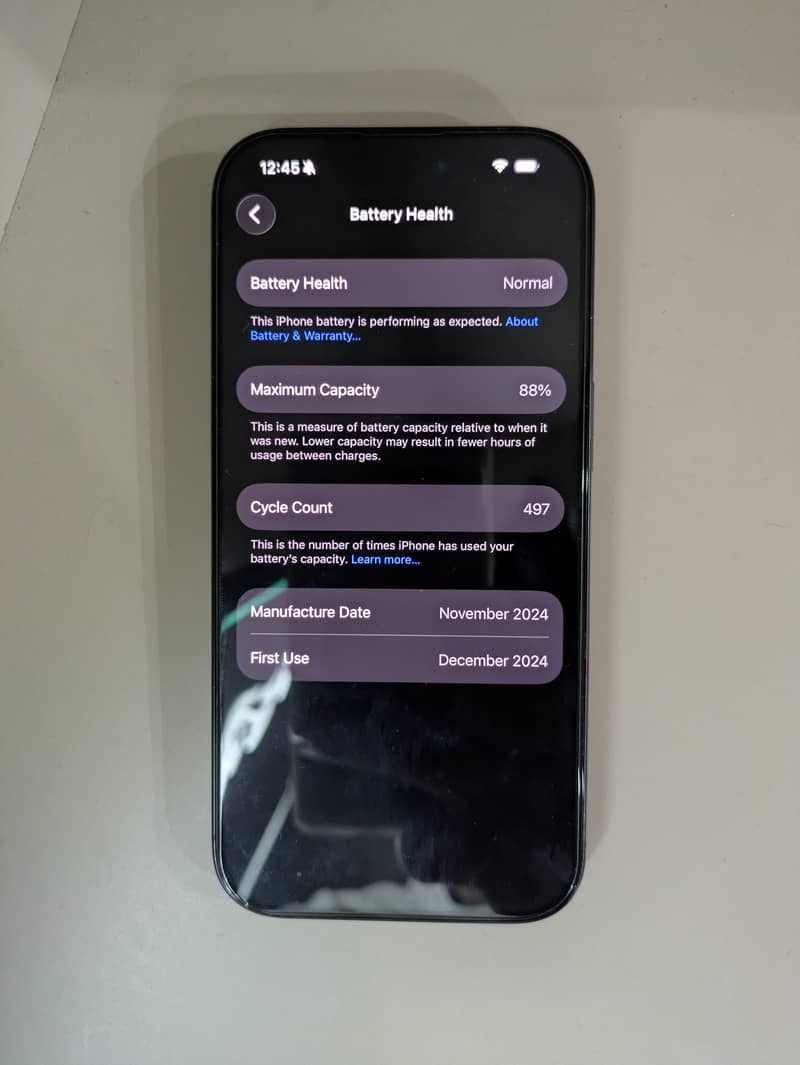 Apple iPhone 16 Pro 0