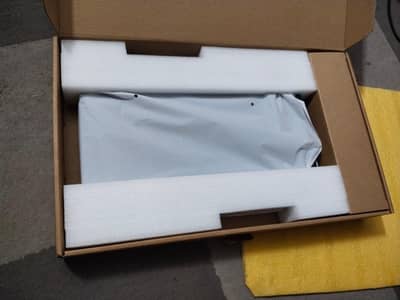 brand new laptop unused box pack