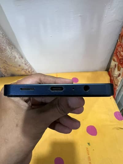 Samsung Mobile A06 4/64 10/8 condition
