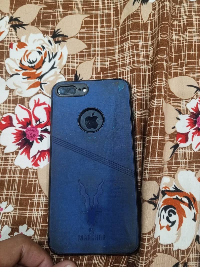 Apple iPhone 7 Plus 3