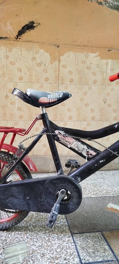 Child cycle for sale Rs 3000 only