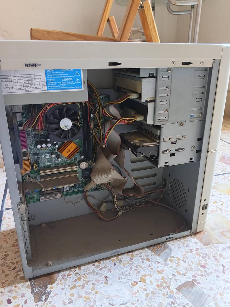desk top computer 3