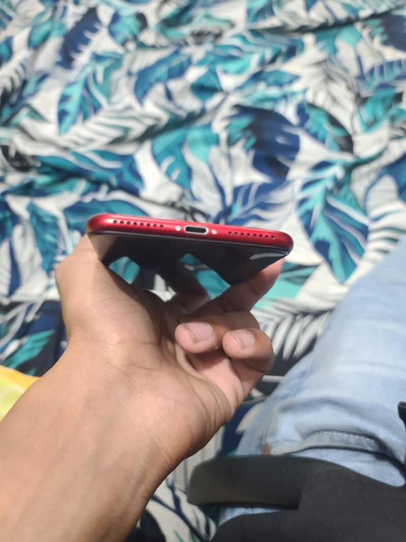 Apple iPhone 8 Plus 2
