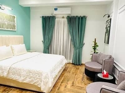 Daily, & Weekly Basis One Bedroom Fully Furnished Luxury Apartments Available For Rent Bahria Town Islamabad phase 1, phase 4 or bahria phase7 & Gulberg Greens Islamabad luxury apartment available for rent