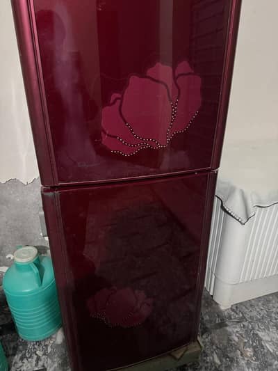 Orient medium refrigerator ( non inverter )