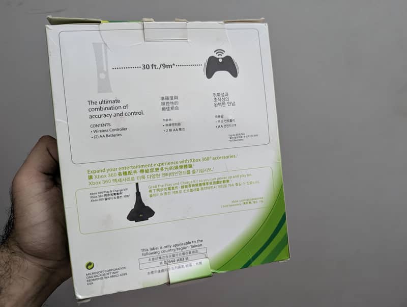 Xbox 360 Wireless Controllers  2pcs 3