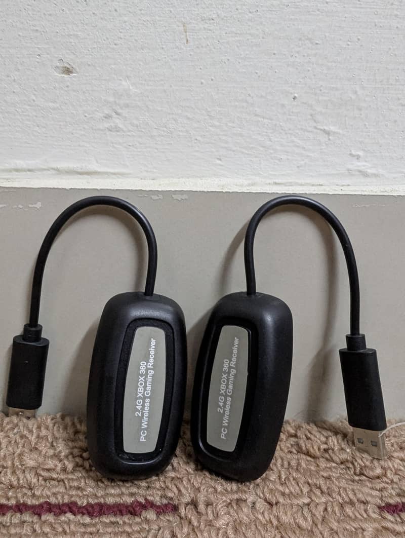 Xbox 360 Wireless Controllers  2pcs 6