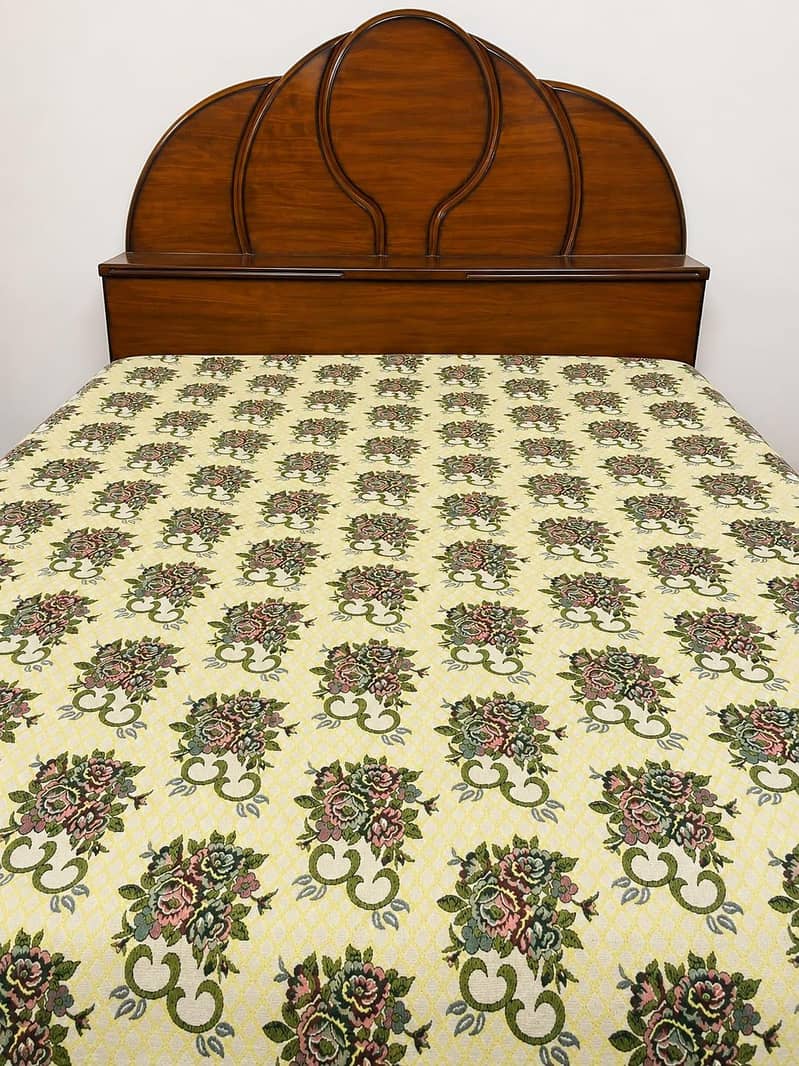 Queen Size Bed 1