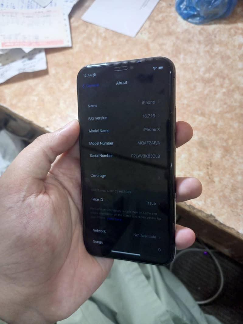 Apple iPhone X 2