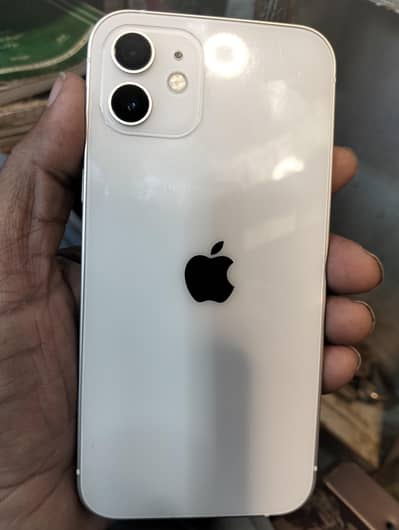 Apple iPhone 12