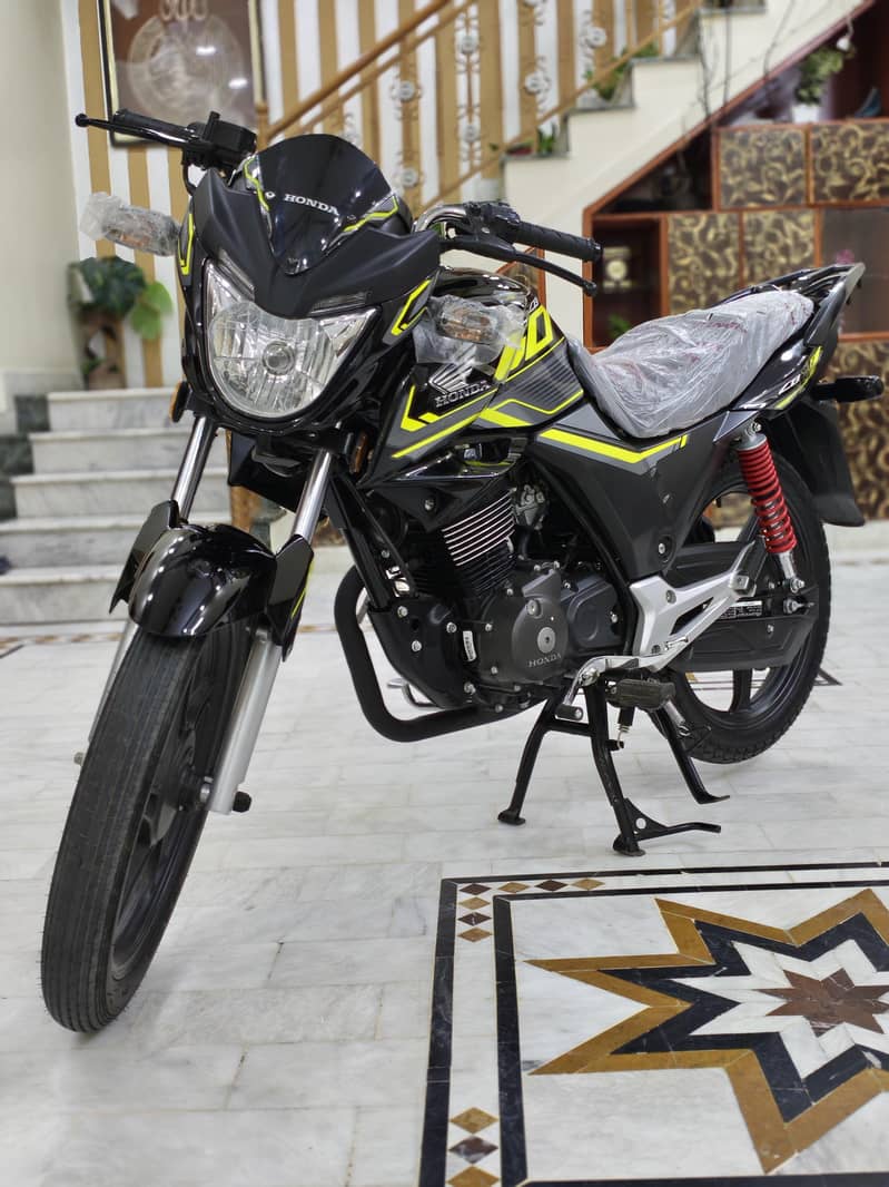 Honda CB 150F 2