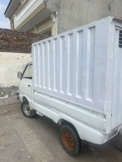 Suzuki Ravi 2013