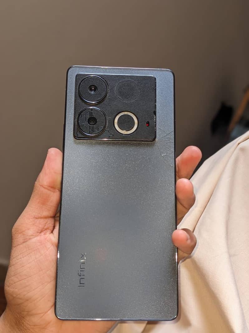 Infinix Note 40 1